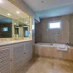 Luxury 6 Bedrooms With Private Pool