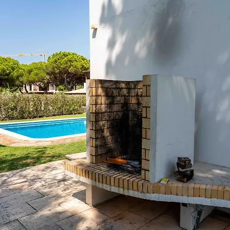 Luxury 6 Bedrooms With Private Pool Vila Vilamoura